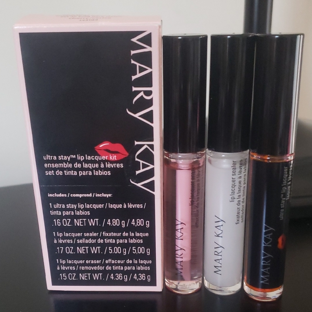 Ultra Stay Lip Lacquer Limited Edition Kit *Cherry Color Kit Only* 💋 NWOT